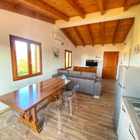 Pettirosso 6 Apartment
